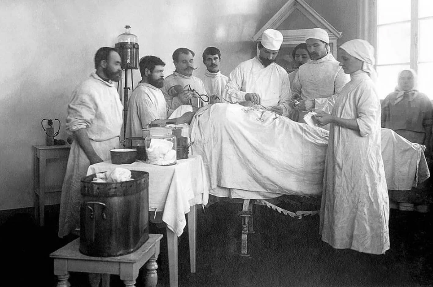 Первая операция в истории. Госпиталь 19 век Россия.