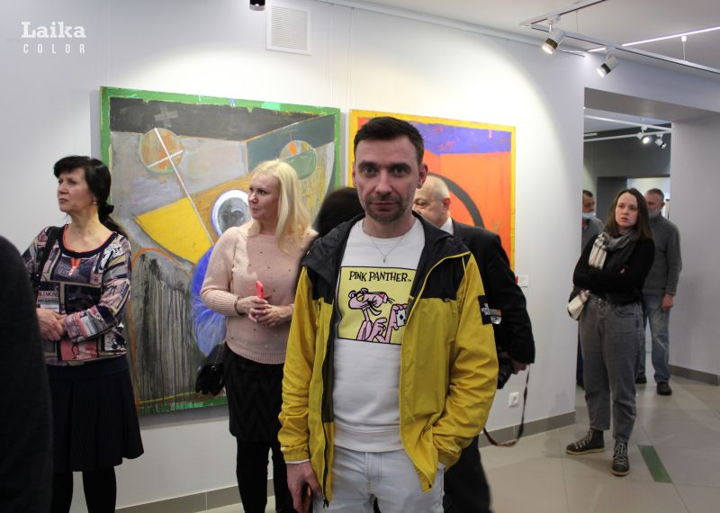 Денис Ешаков на выставке Иванкина