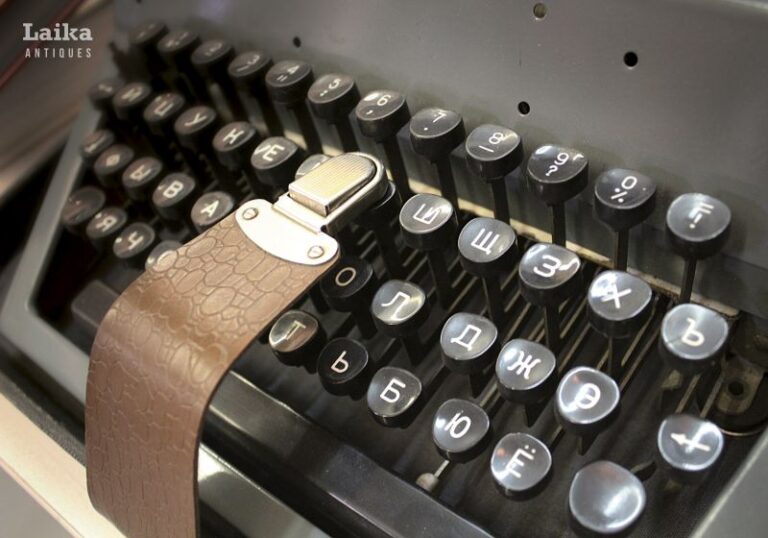 Пишущая машинка 003