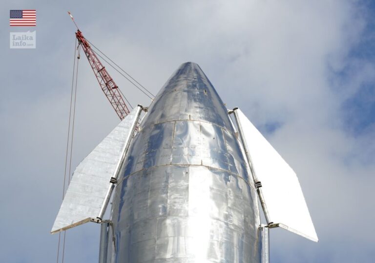 SpaceX делает огромные ракеты из нержавеющей стали