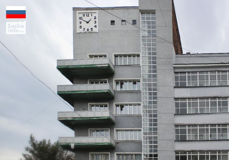 Новосибирская архитектура – «Дом с часами»