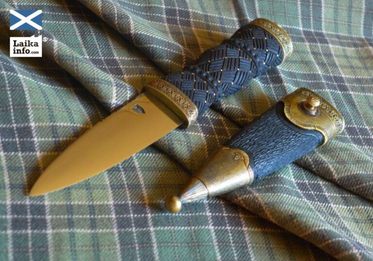Традиционный нож к шотландскому килту