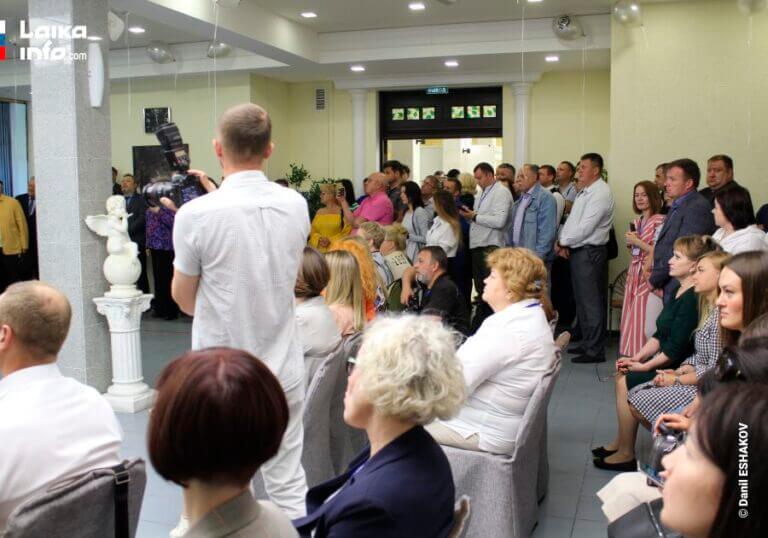 В Новосибирске открылась выставка «Белый тополь – 2022»