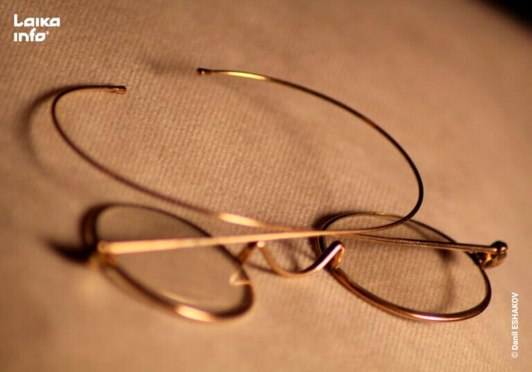 Старинные золотые очки XIX века