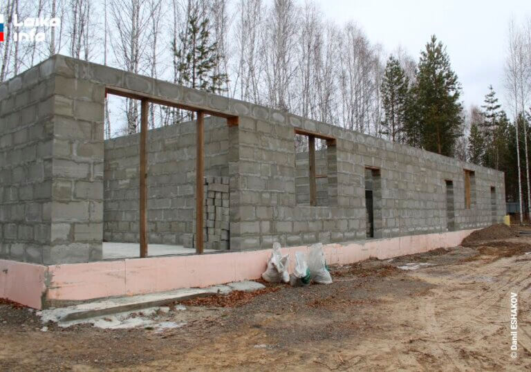 Строительство новой фермы КФХ Оазис в Новосибирской области